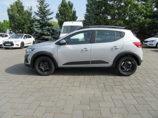 nouvelle sandero stepway expression 1.0 tce 90cv véhicule neuf