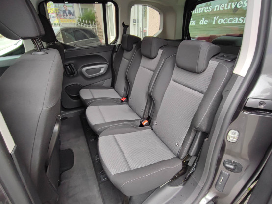 proace city verso medium executive 1.2 vvt-i 110 véhicule d'occasion